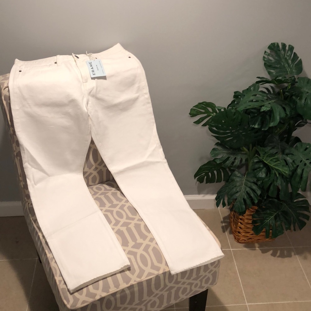 FRAME Denim Jeans
